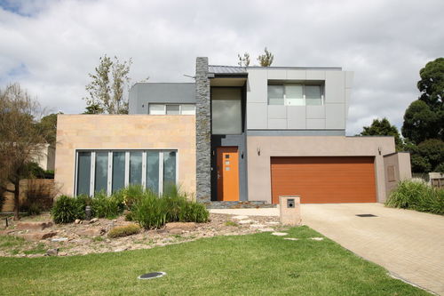 GalleryHouse1.JPG